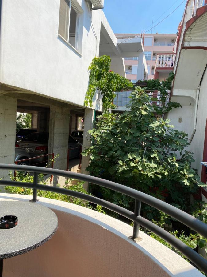 Delux Apartmani Добра-Вода Экстерьер фото